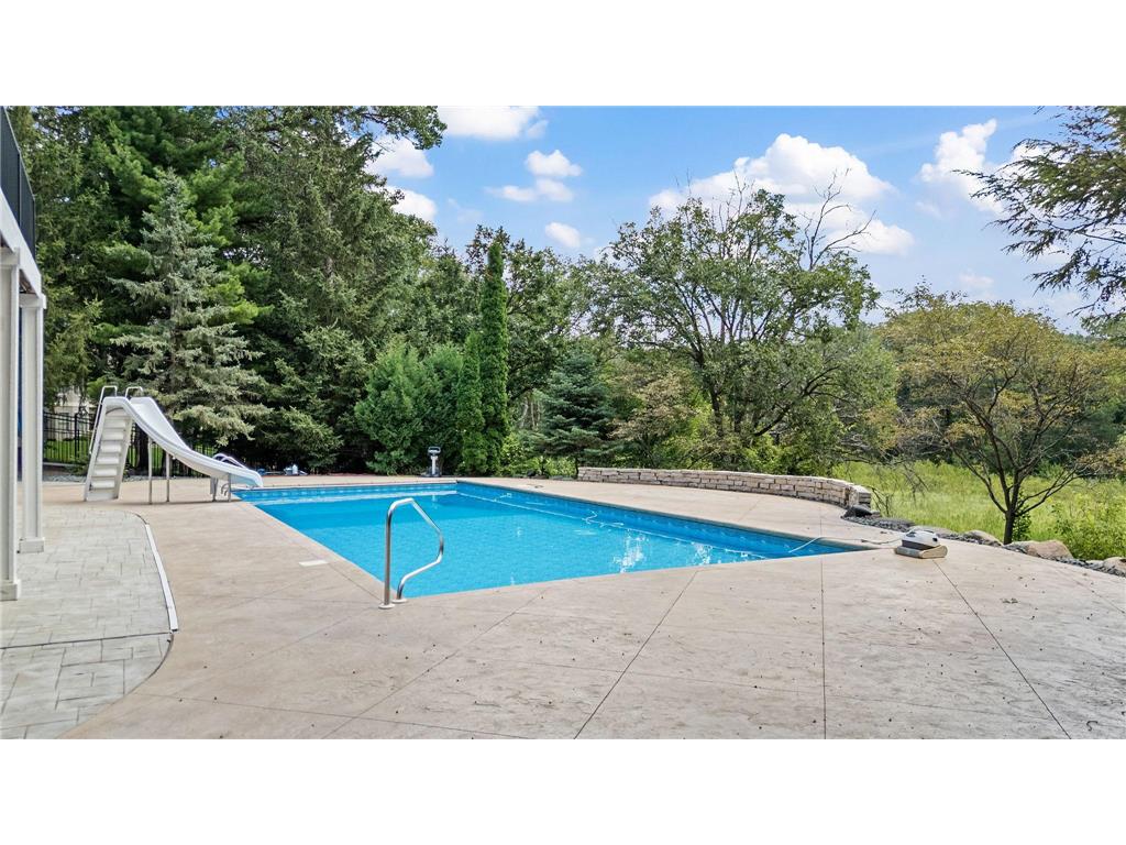9 Red Forest Way North Oaks MN 55127 7082126 image82