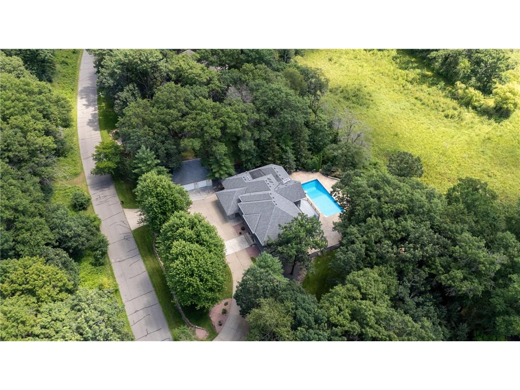 9 Red Forest Way North Oaks MN 55127 7082126 image87