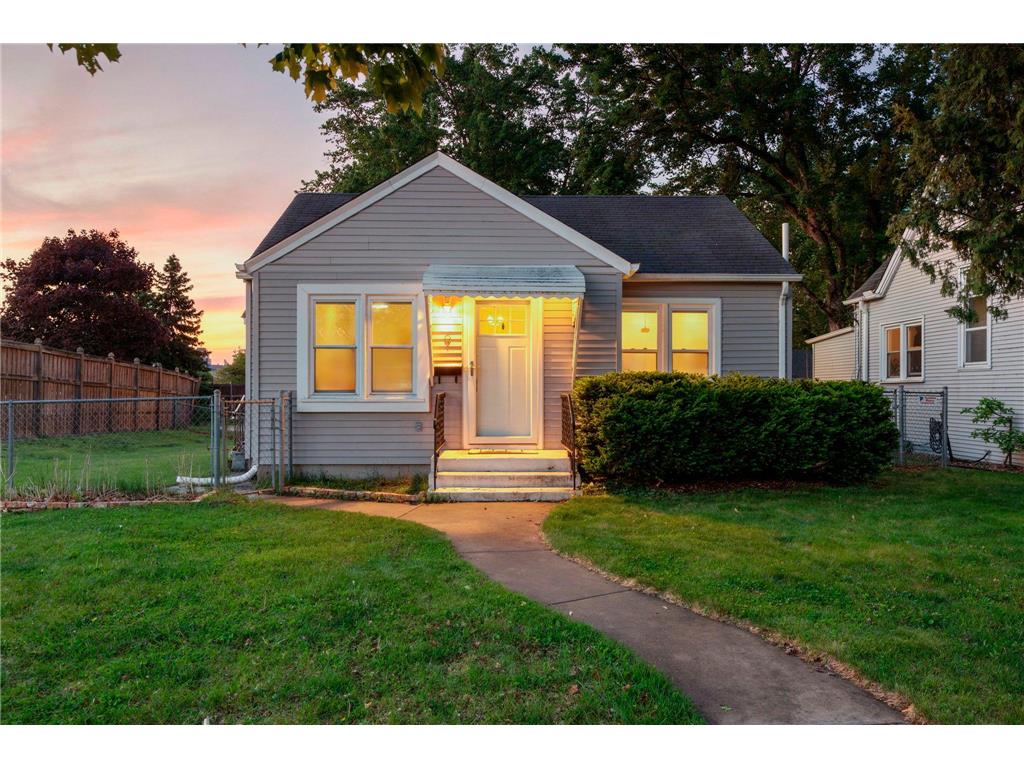 9 Van Buren Avenue S Hopkins MN 55343 7077199 image1