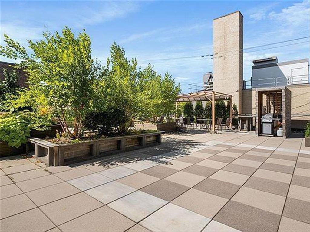 9 W Franklin Avenue #306 Minneapolis MN 55404 7081926 image24