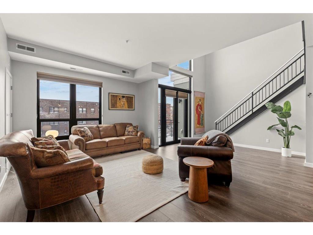 9 W Franklin Avenue #308 Minneapolis MN 55404 7003737 image1