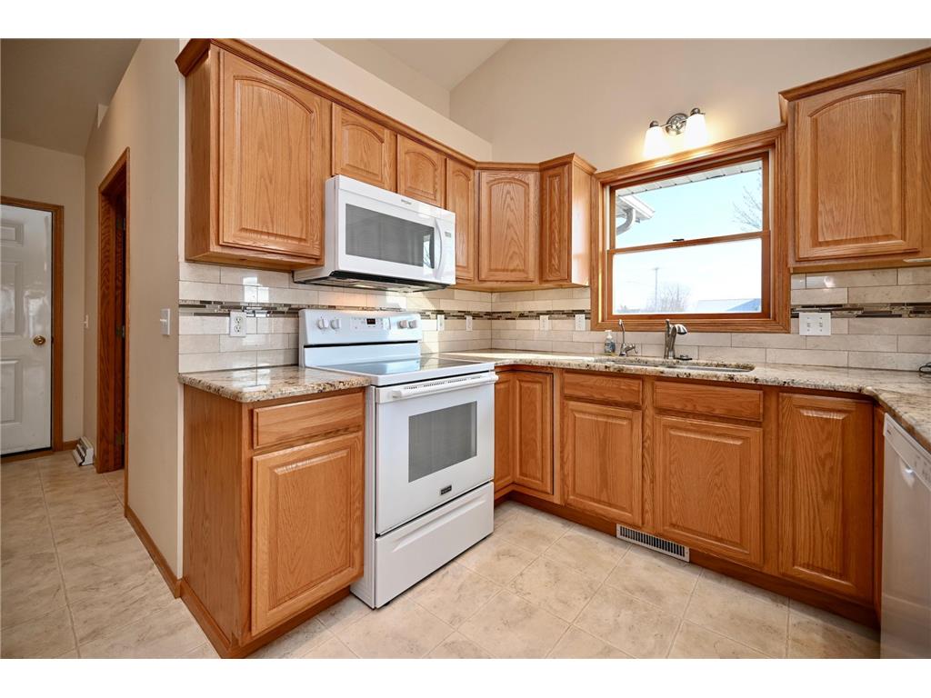 9 Williams Street Lewiston MN 55952 7018317 image9