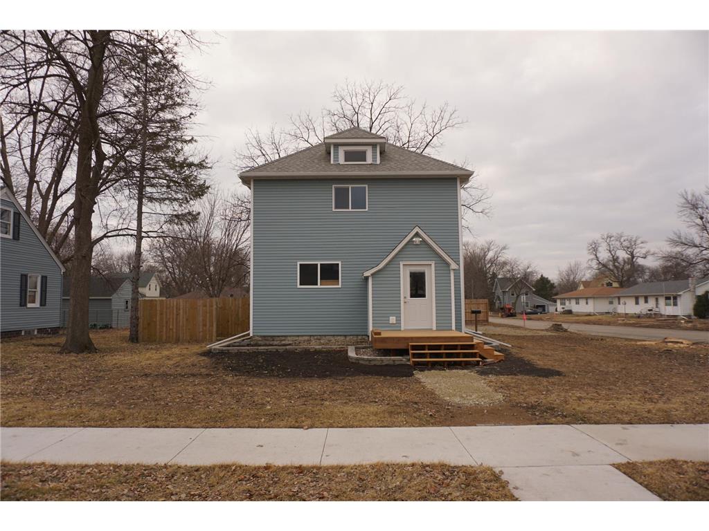 90 5th Avenue NW Wells MN 56097 7034752 image2