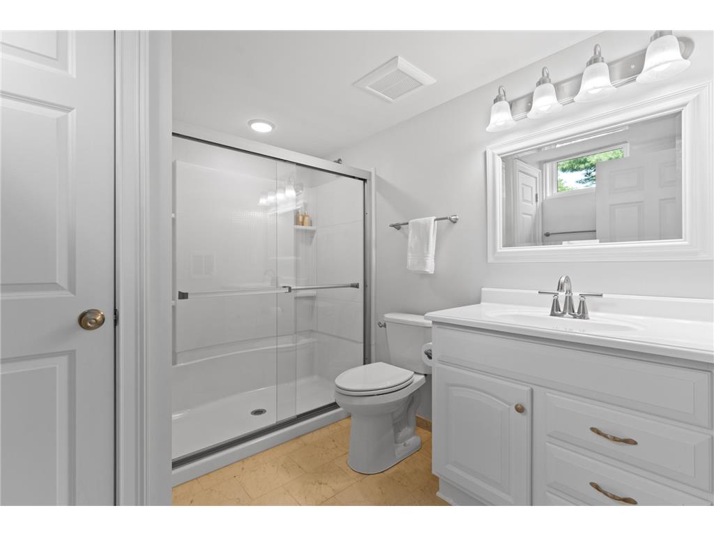 900 12th Avenue SW Rochester MN 55902 7078464 image35