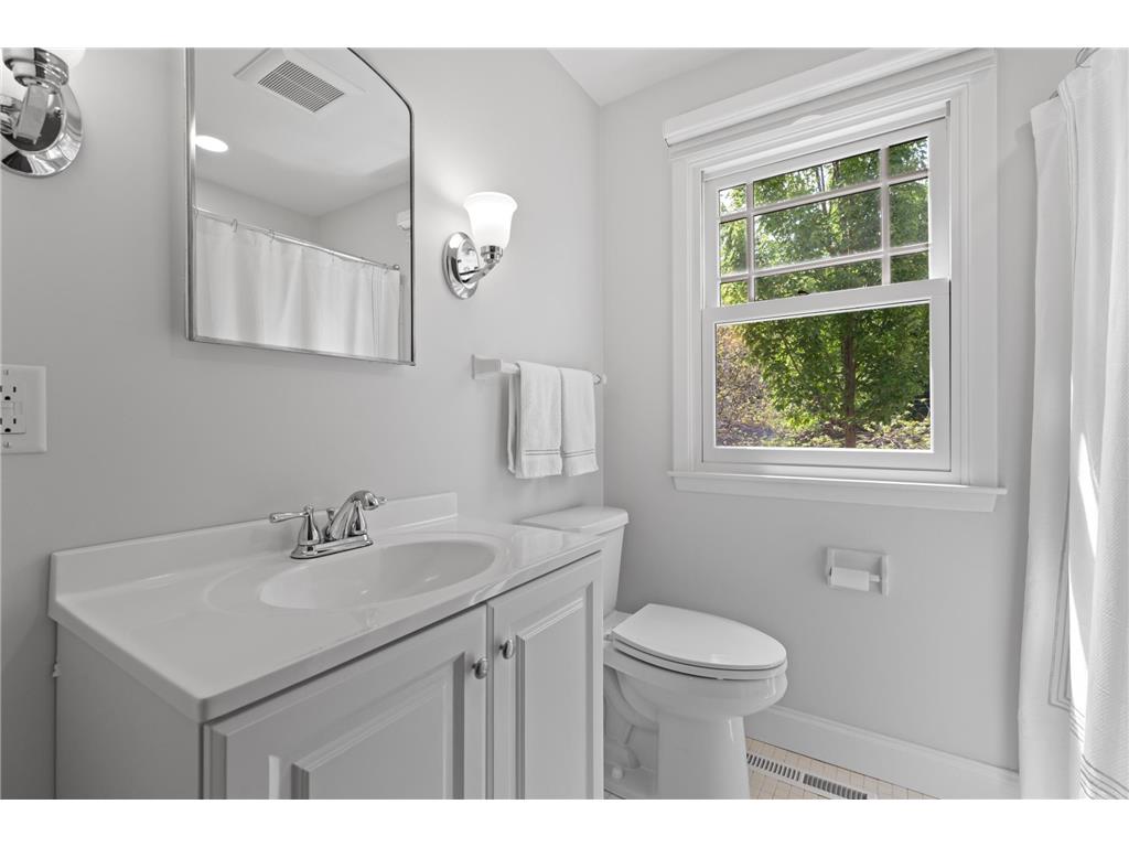 900 12th Avenue SW Rochester MN 55902 7078464 image38