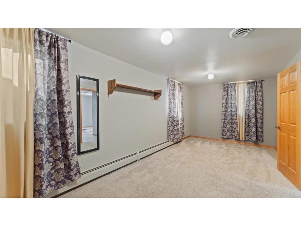 900 13th Avenue SW Willmar MN 56201 7003965 image27