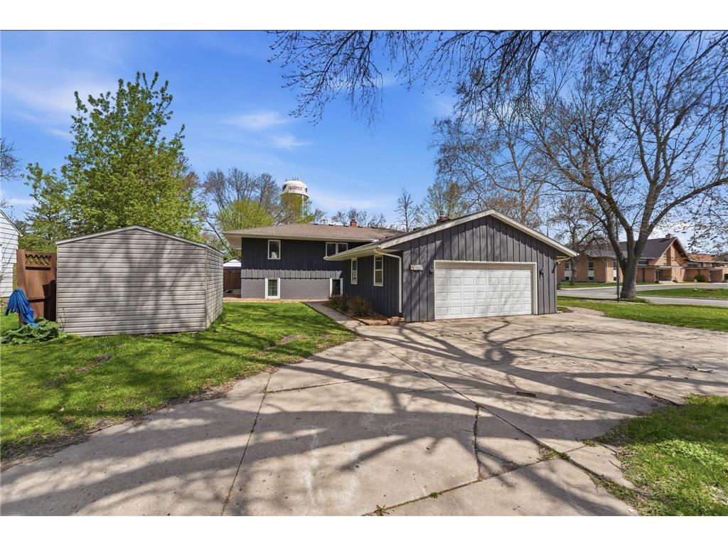 900 13th Avenue SW Willmar MN 56201 7003965 image3