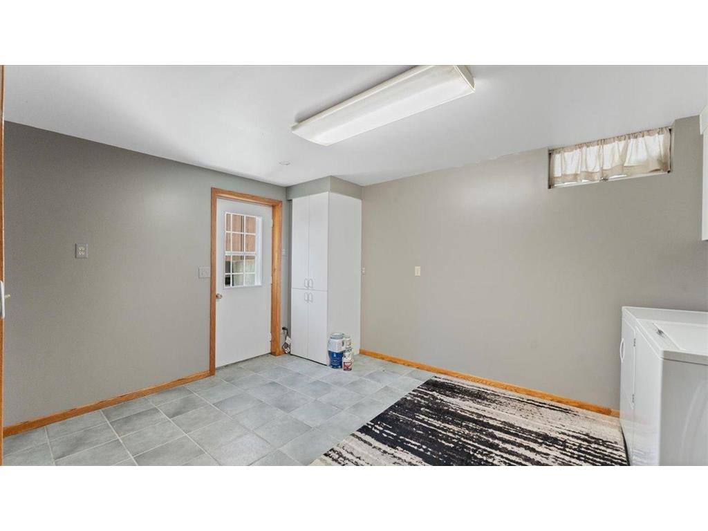 900 13th Avenue SW Willmar MN 56201 7003965 image33