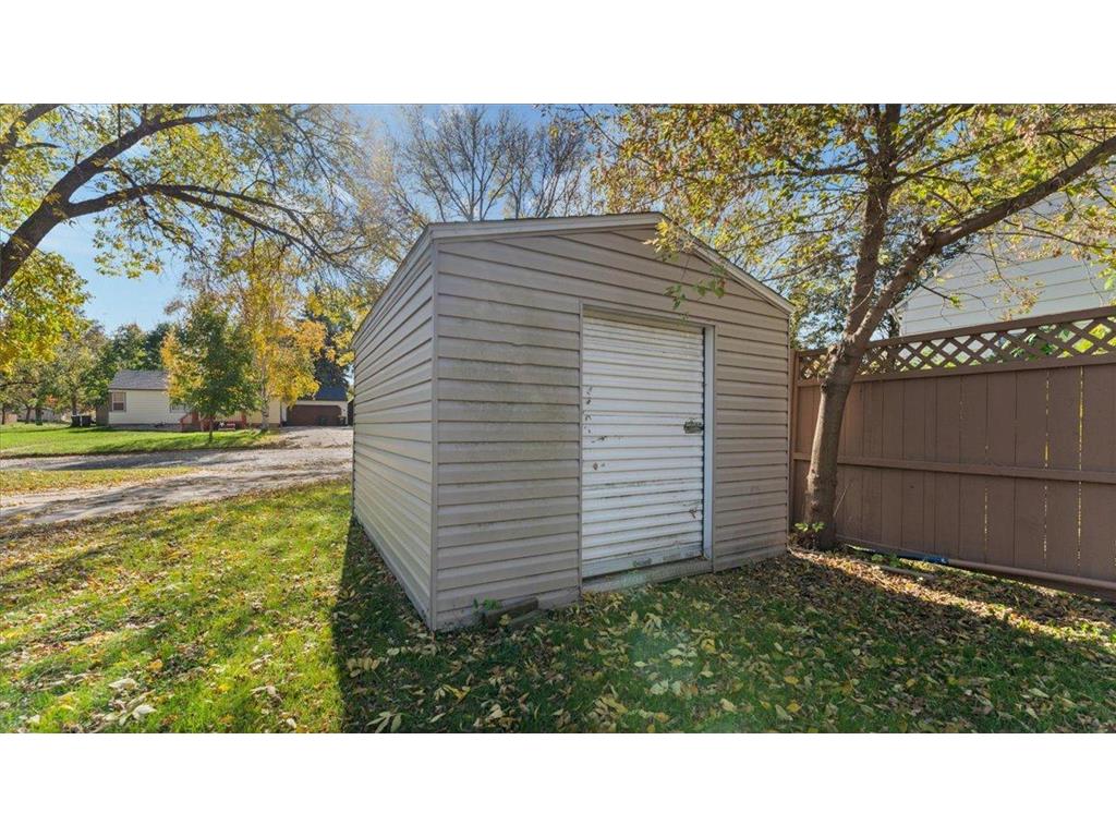900 13th Avenue SW Willmar MN 56201 7003965 image36
