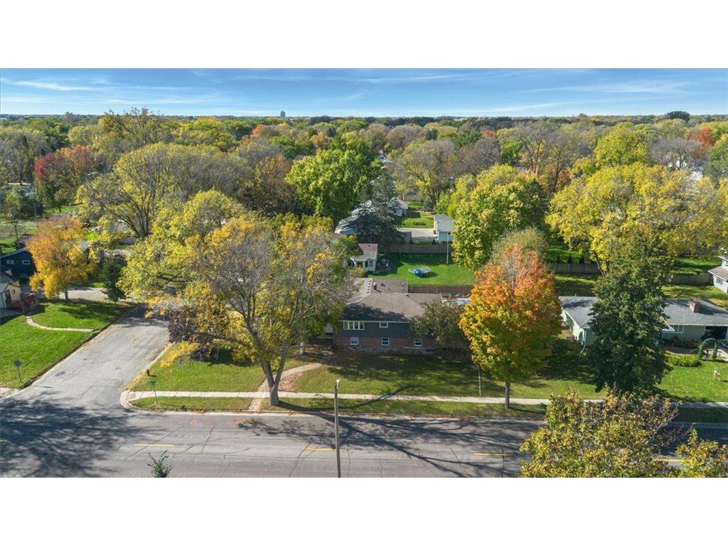 900 13th Avenue SW Willmar MN 56201 7003965 image49
