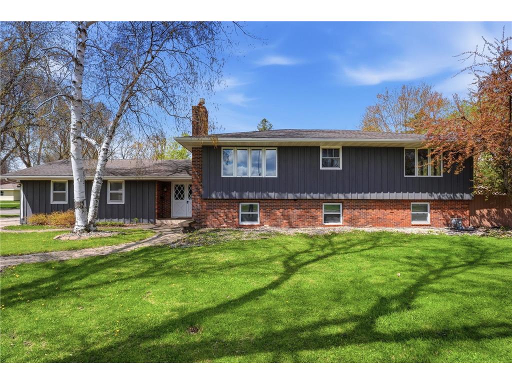 900 13th Avenue SW Willmar MN 56201 7003965 image6