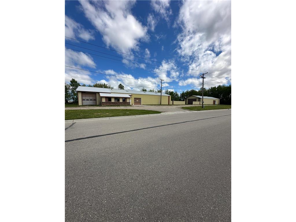 900 2nd Street NW Baudette MN 56623 6826586 image1