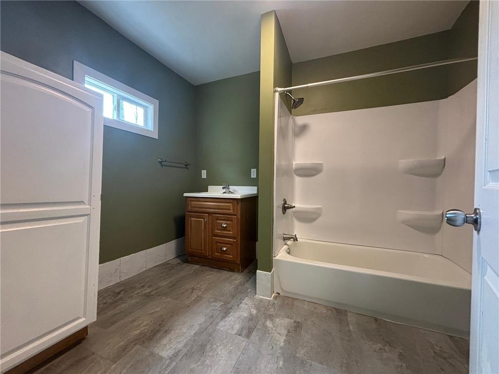 900 & 902 N Hamilton Street Saint Croix Falls WI 54024 7061811 image47
