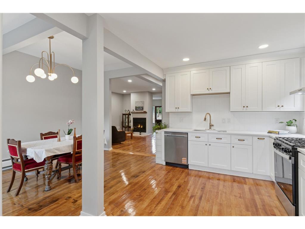 900 E River Terrace Minneapolis MN 55414 6793592 image5