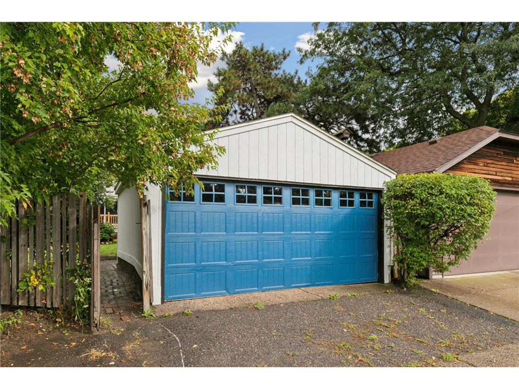 900 E River Terrace Minneapolis MN 55414 7019305 image37