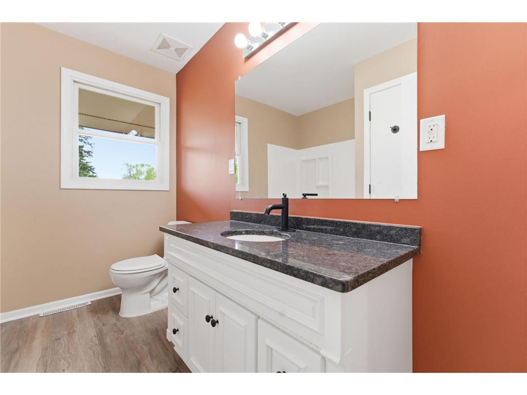 900 Green Street Hudson WI 54016 7053221 image17