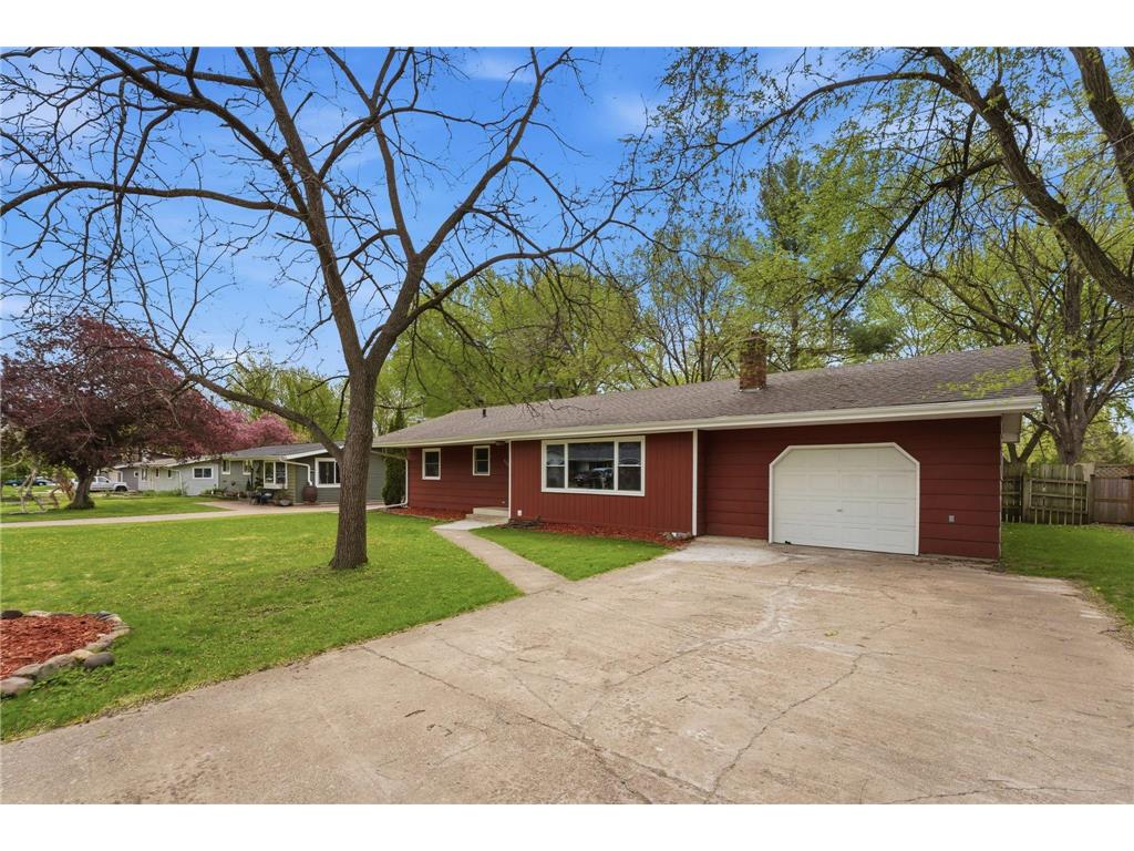 900 Green Street Hudson WI 54016 7053221 image36