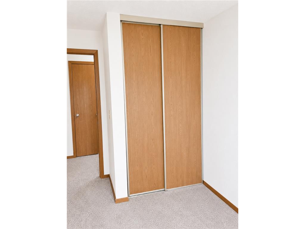 900 Hengen Street #202 Fairmont MN 56031 7057614 image9