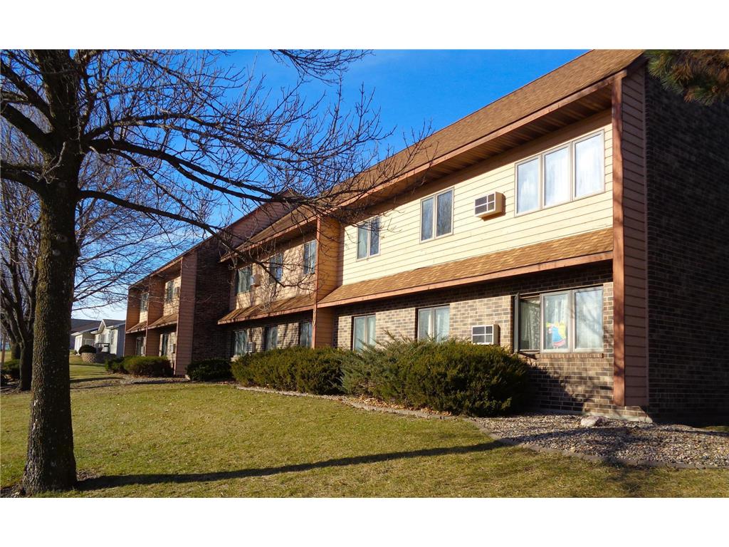 900 Hengen Street Fairmont MN 56031 6437322 image1