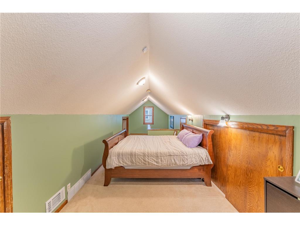 900 Hoyt Avenue W Saint Paul MN 55117 7037063 image37