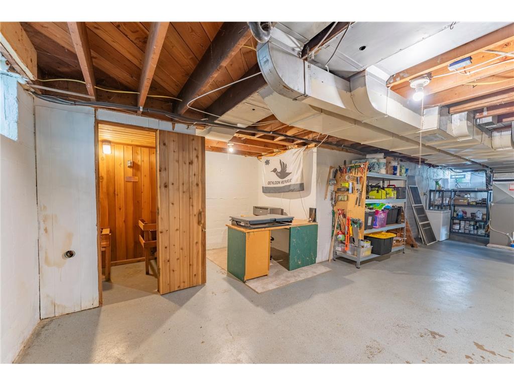 900 Hoyt Avenue W Saint Paul MN 55117 7037063 image41