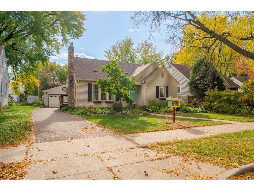 900 Hoyt Avenue W Saint Paul MN 55117 7037063 image50