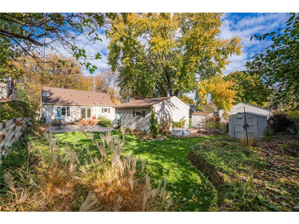 900 Hoyt Avenue W Saint Paul MN 55117 7037063 image58