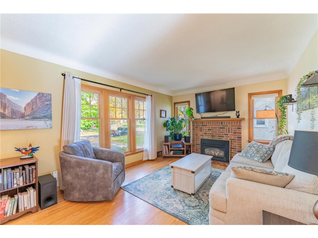 900 Hoyt Avenue W Saint Paul MN 55117 7037063 image6