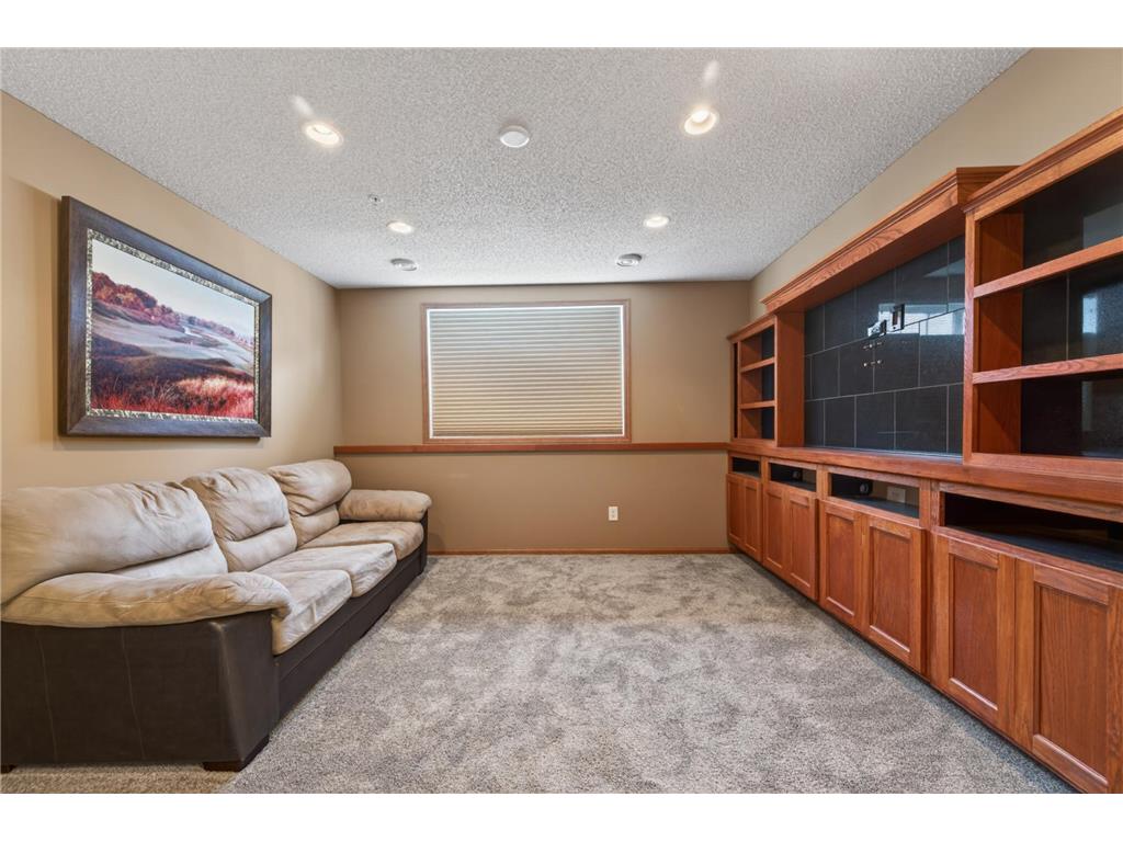 900 Ledgestone Drive Mahtomedi MN 55115 7056283 image15
