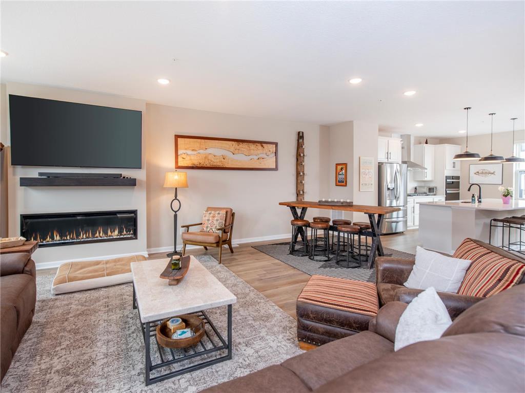 900 Mount Curve Boulevard #L Saint Paul MN 55116 7050570 image1