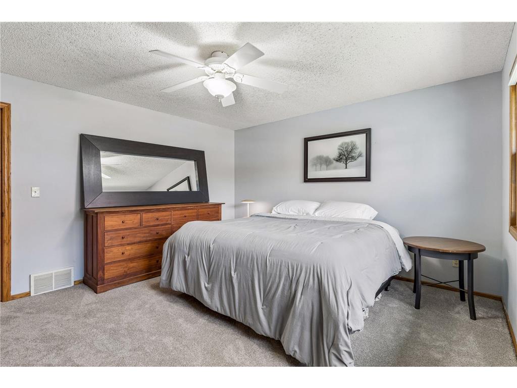 900 Nina Court Mendota Heights MN 55118 7073703 image33