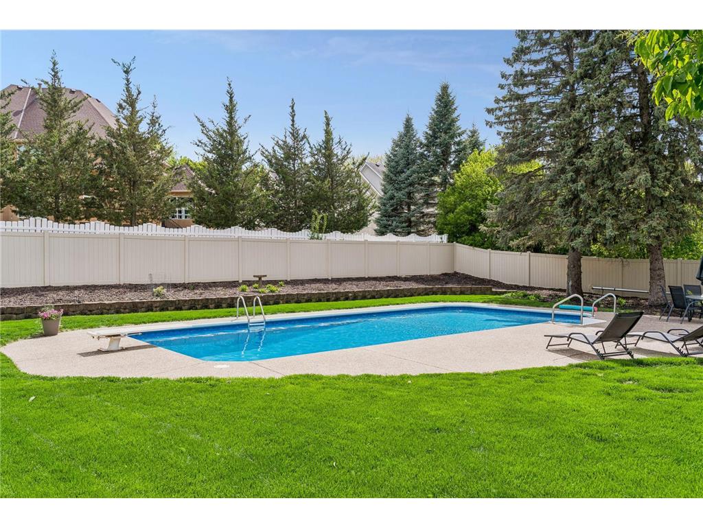 900 Nina Court Mendota Heights MN 55118 7073703 image57