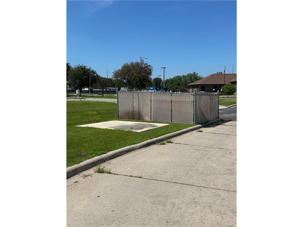 900 S Kniss Avenue Luverne MN 56156 6745137 image30