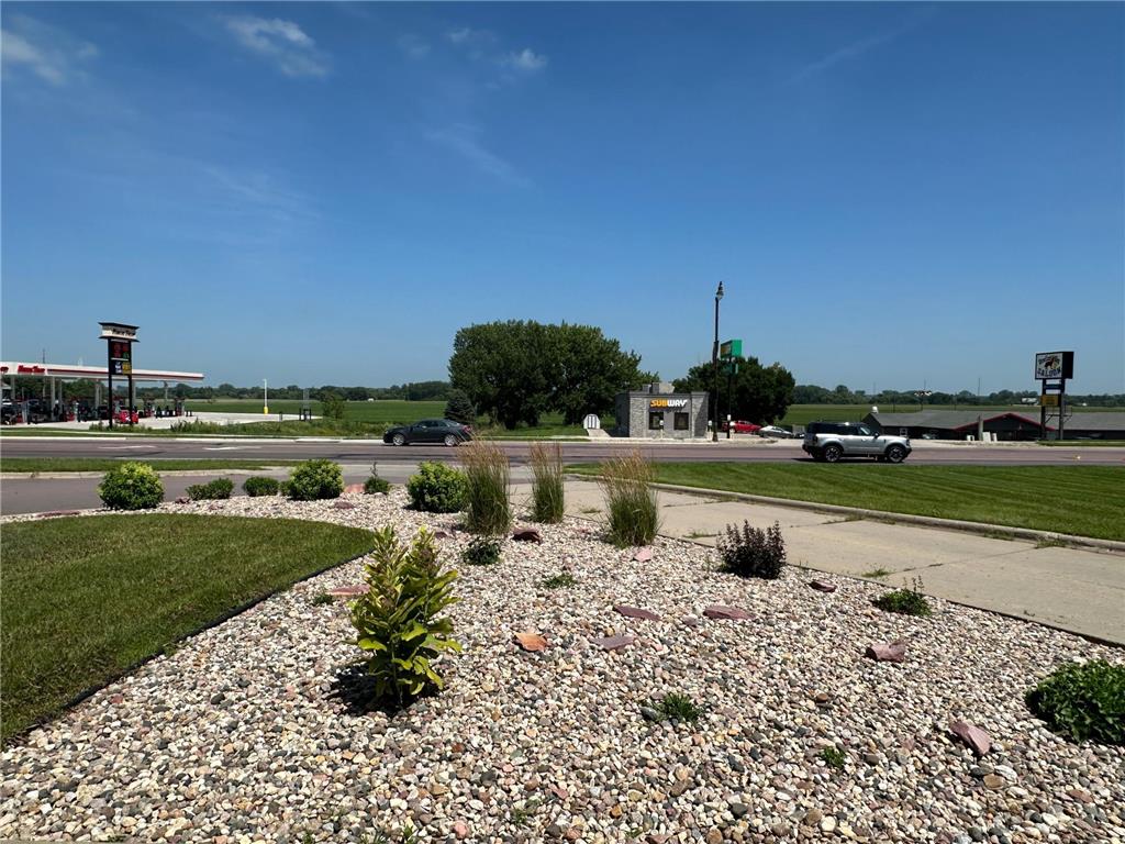 900 S Kniss Avenue Luverne MN 56156 6745137 image4