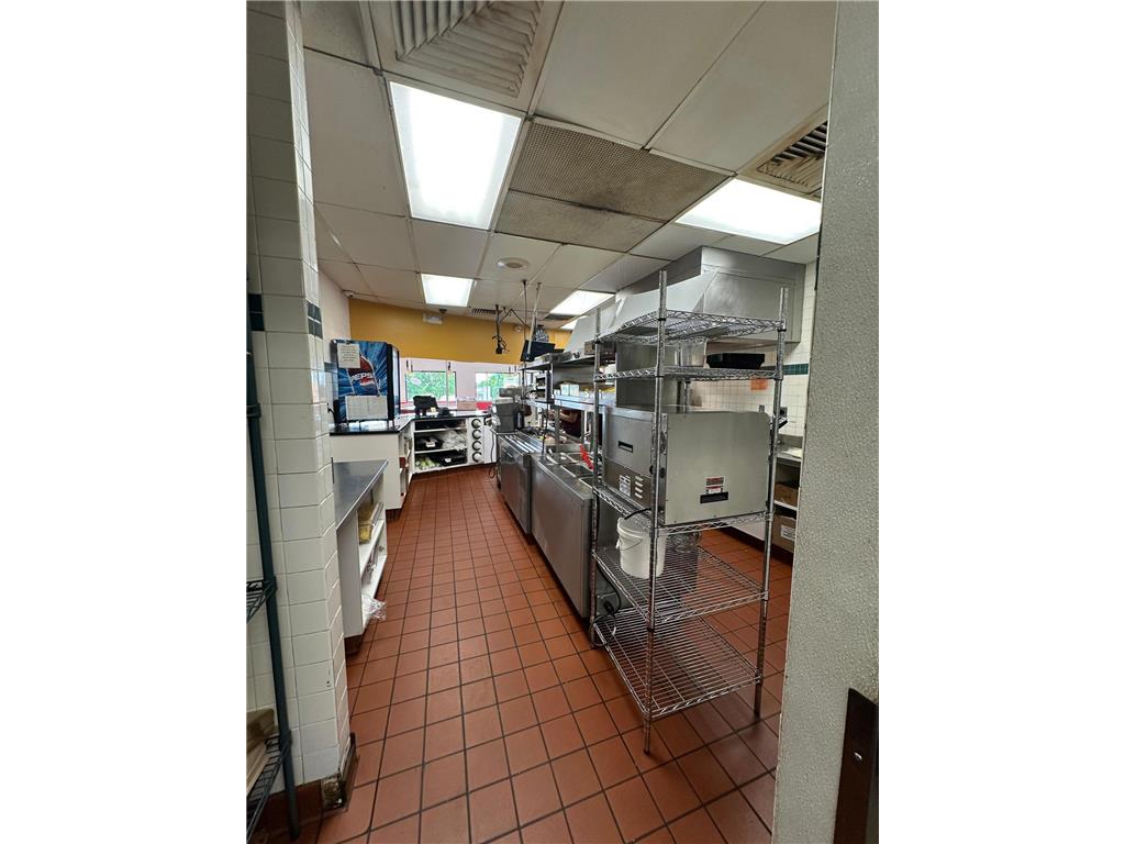 900 S Kniss Avenue Luverne MN 56156 6745137 image7