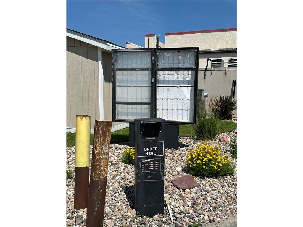 900 S Kniss Avenue Luverne MN 56156 6745137 image9