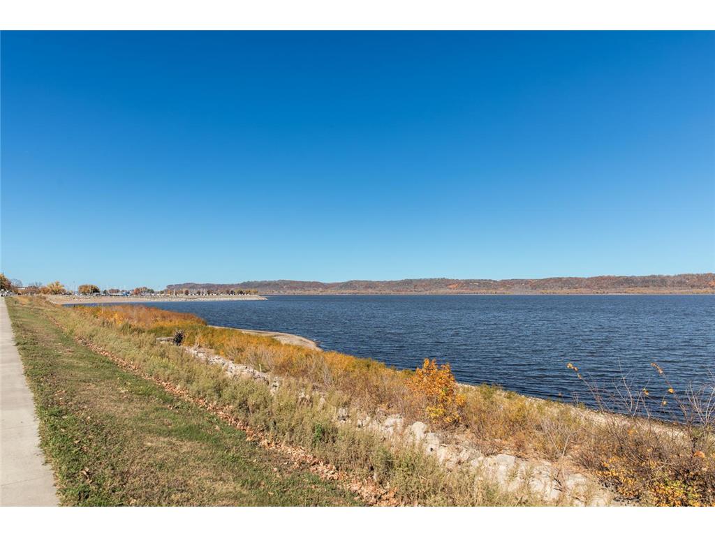 900 S Lakeshore Drive #405 Lake City MN 55041 - Mississippi 7015883 image2