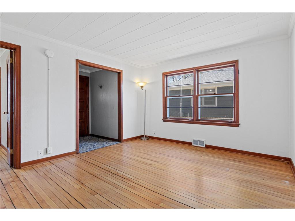 900 Scheffer Avenue Saint Paul MN 55102 7011763 image4