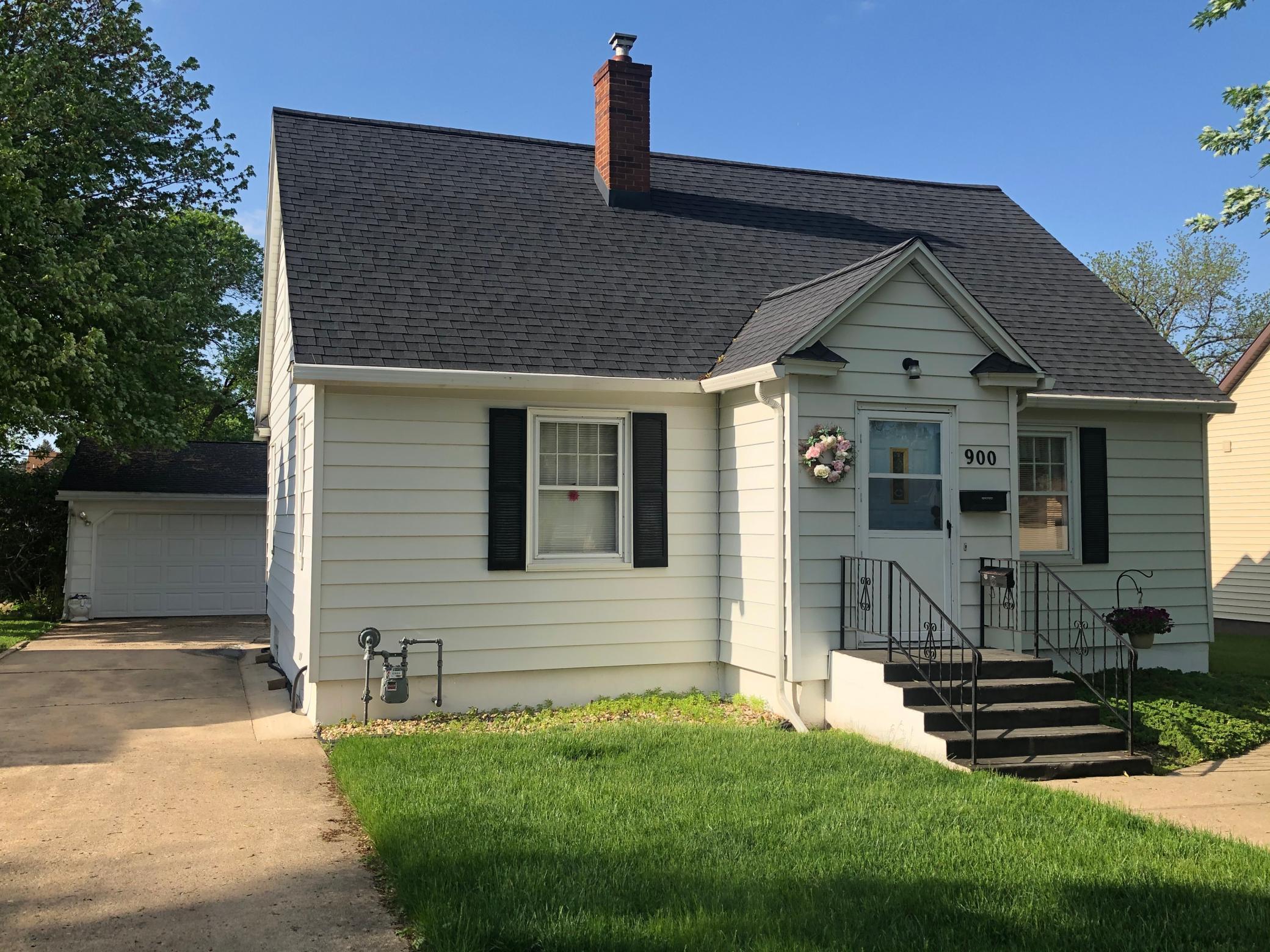 900 South Street, Jackson, MN 56143 MLS 5762895 Edina Realty