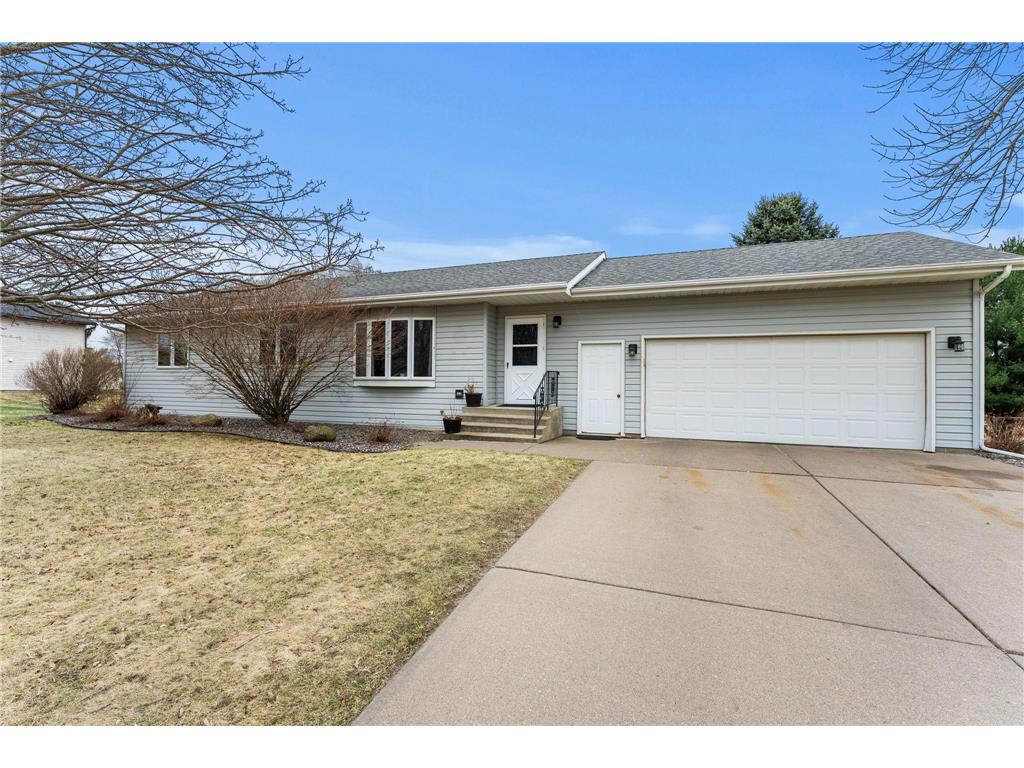 900 Southview Avenue Braham MN 55006 7028948 image1
