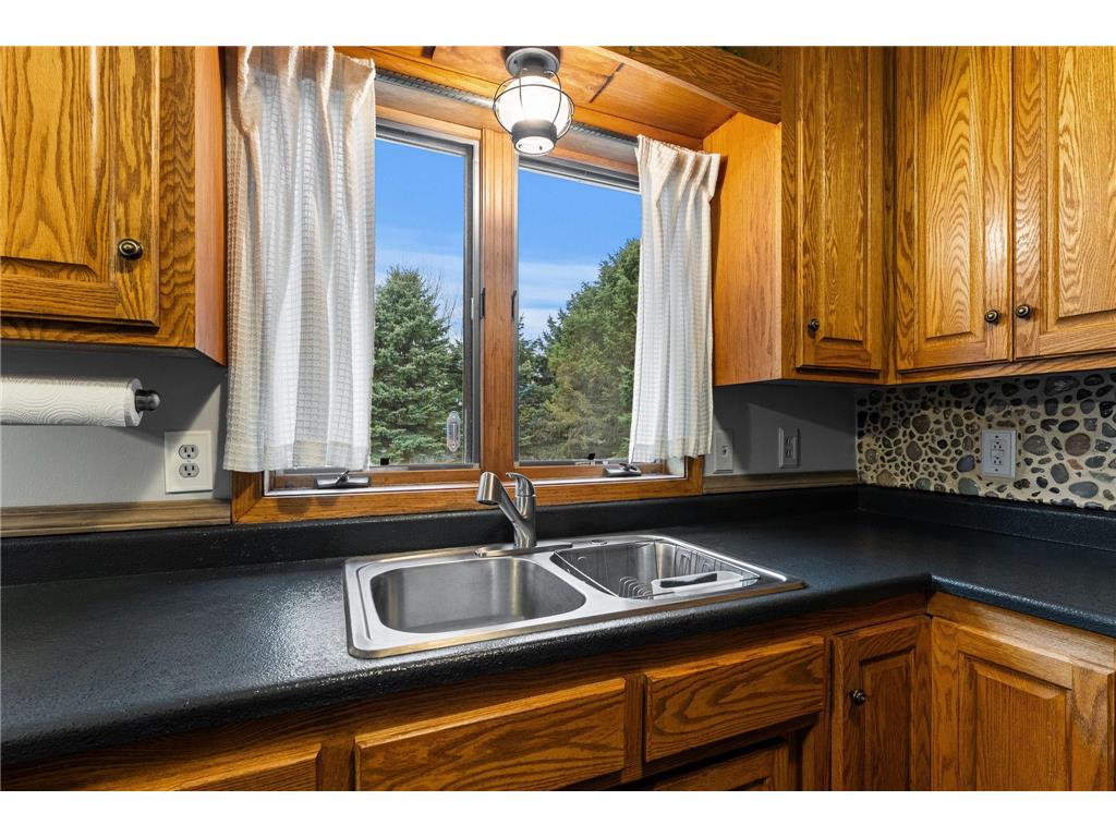 900 Southview Avenue Braham MN 55006 7028948 image18