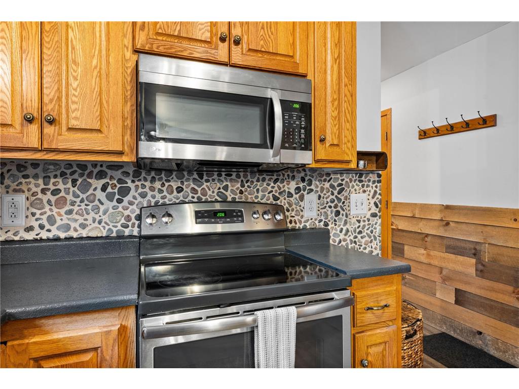 900 Southview Avenue Braham MN 55006 7028948 image19