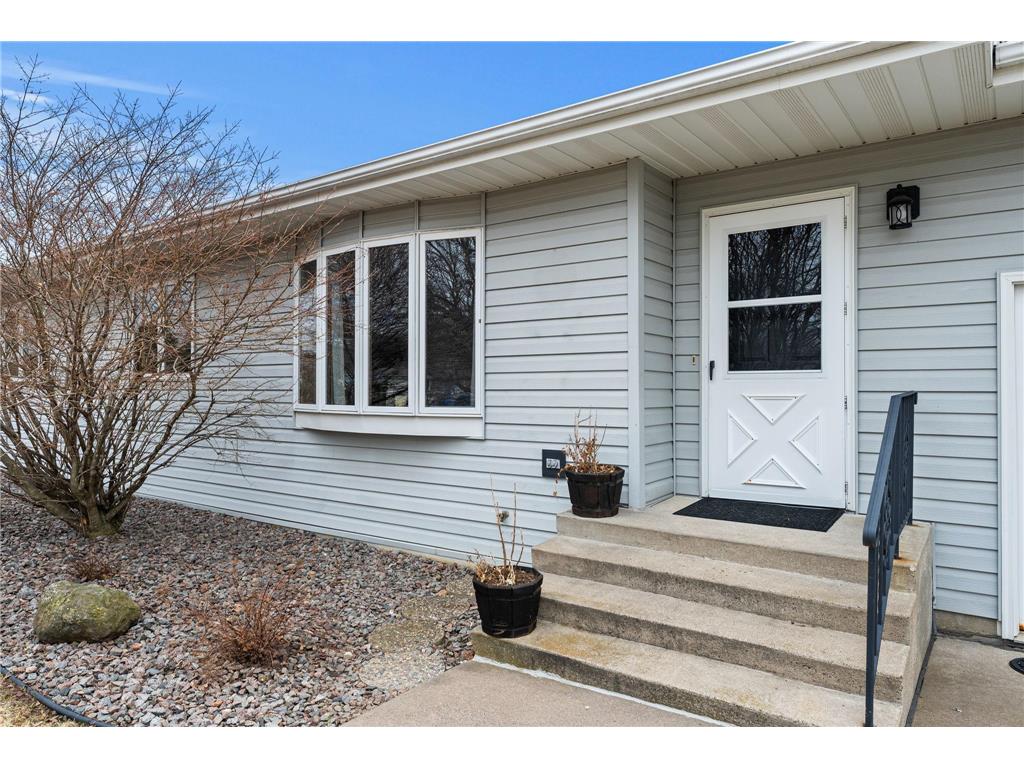 900 Southview Avenue Braham MN 55006 7028948 image4