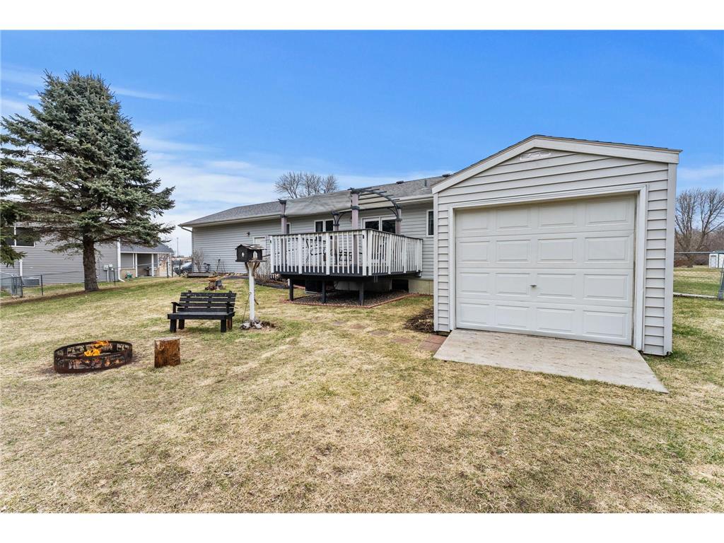 900 Southview Avenue Braham MN 55006 7028948 image47