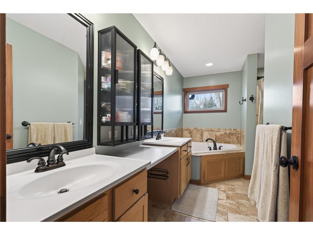 900 Sunset Drive S Minnetonka MN 55305 7023129 image25