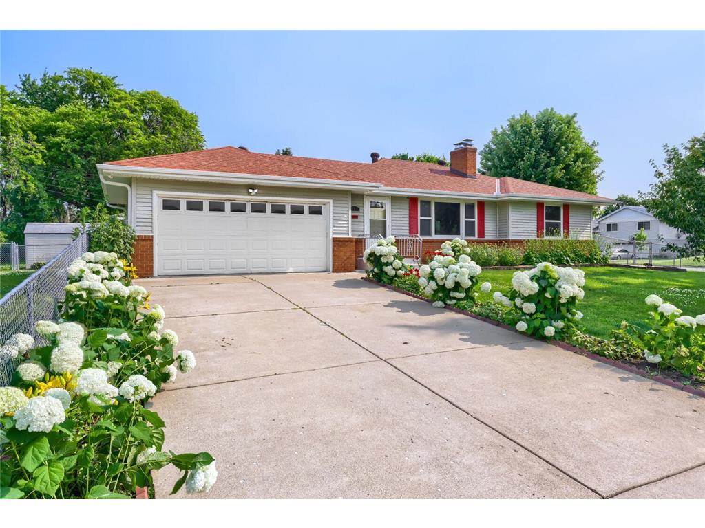 900 W 84th Street Bloomington MN 55420 - Bryant 7102956 image1