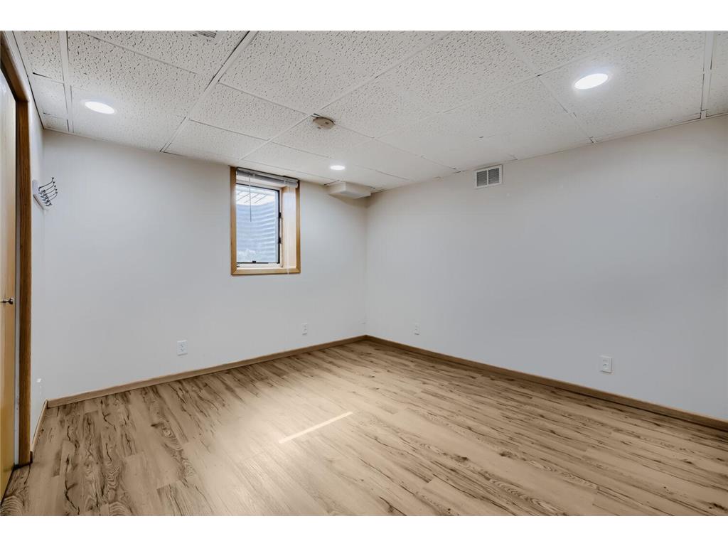 900 W 84th Street Bloomington MN 55420 - Bryant 7102956 image10