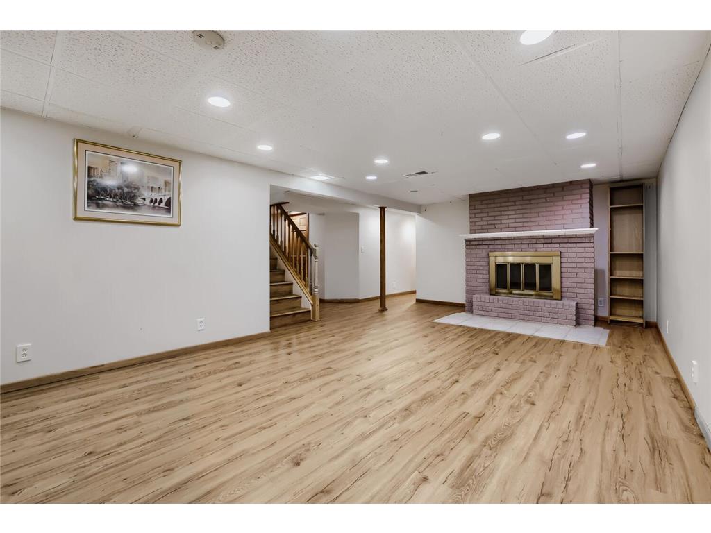 900 W 84th Street Bloomington MN 55420 - Bryant 7102956 image6
