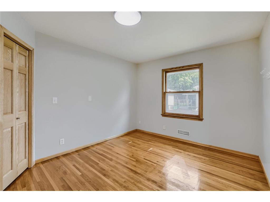 900 W 84th Street Bloomington MN 55420 - Bryant 7102956 image9