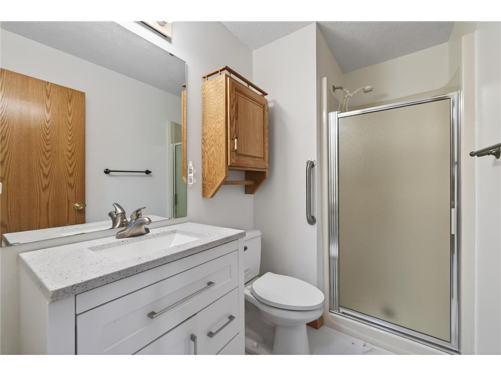 9000 Ashley Terrace Brooklyn Park MN 55443 7090613 image24